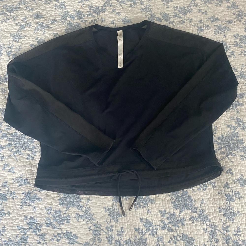 Lululemon Reach for the Run Black Long Sleeve Mesh Cropped Top Size 6